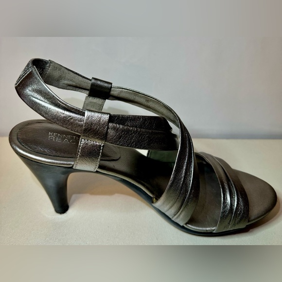 Kenneth Cole Reaction leather Heels Silver Metallic Women’s Shoe 7 - Picture 10 of 16